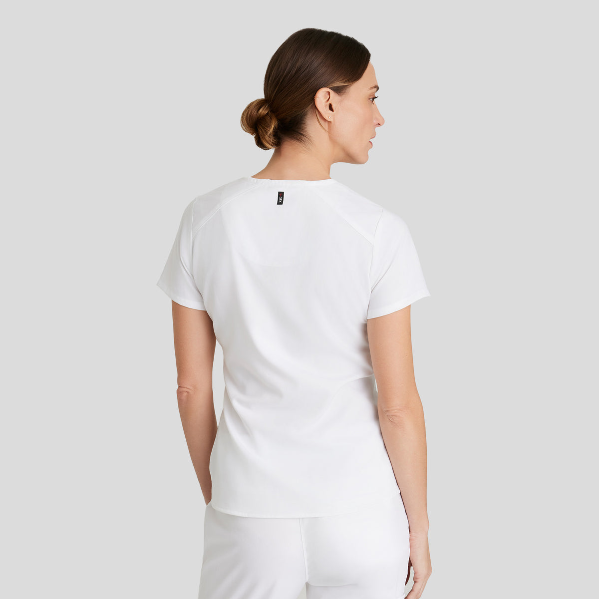Emma 4-Pocket V-Neck Scrub Top | White