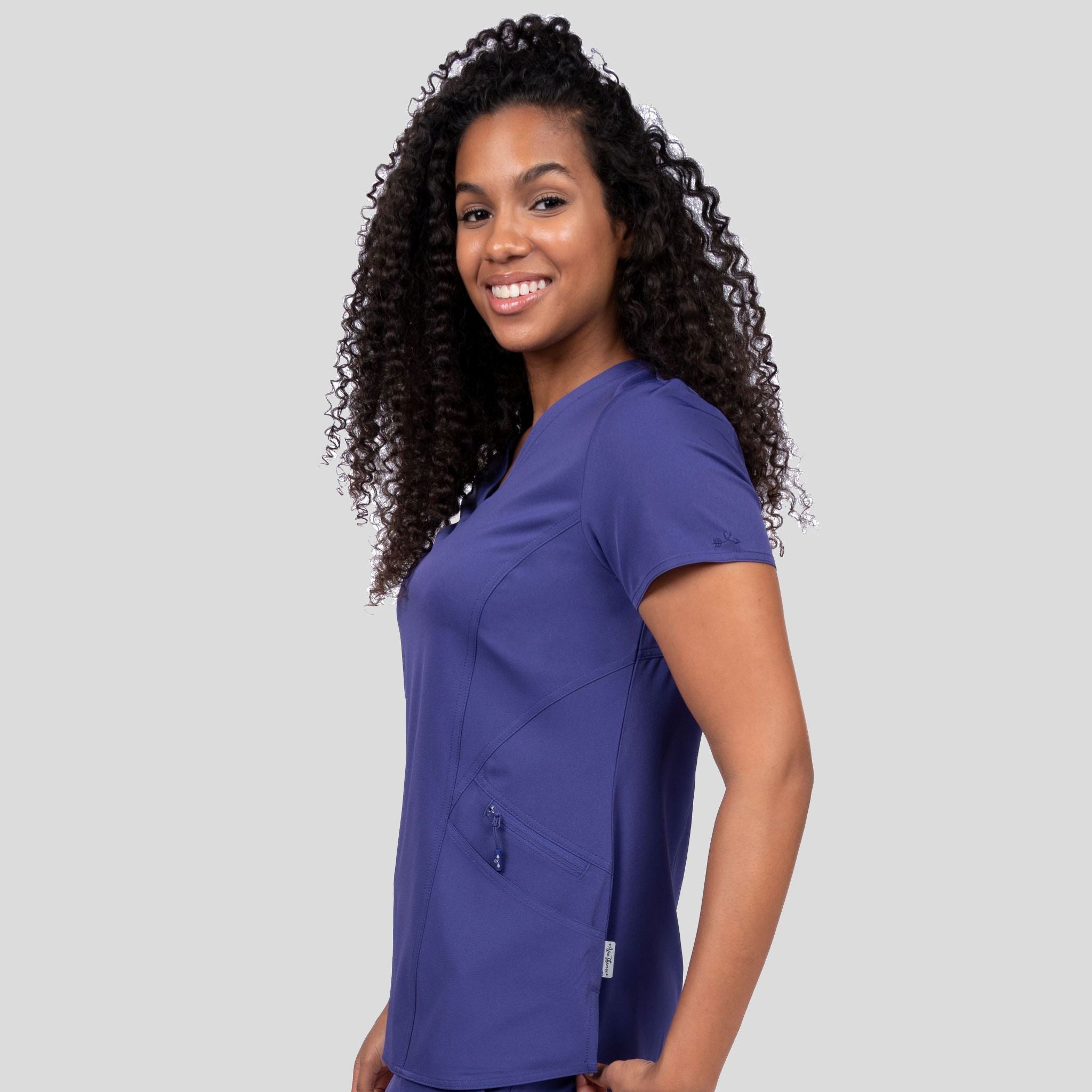 Zavate_AvaTherese_1084_grape_left