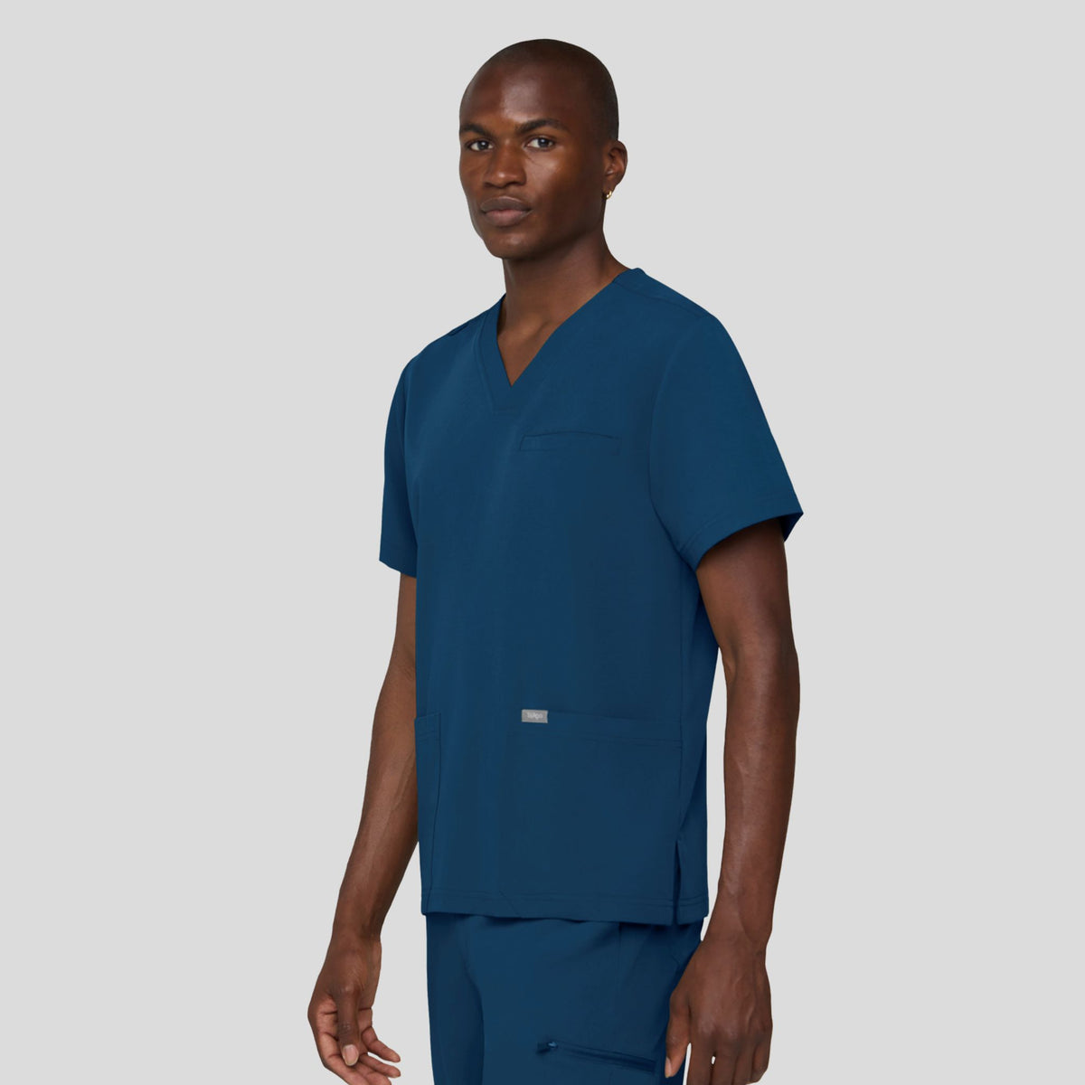 Tempo Men's 3 Pocket V-Neck Top | Caribbean